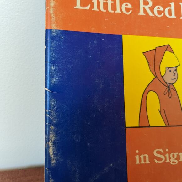 Vintage 1980 Children's Book Sign Language Little Red Riding Hood - Picture 3 of 11